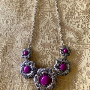 Necklace and earrings set